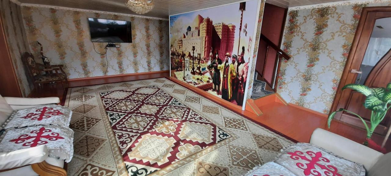Vip Hostel Turkistan Екстериор снимка