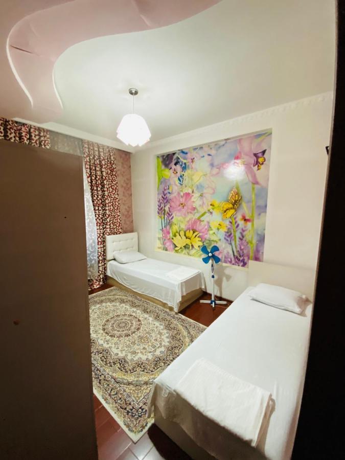 Vip Hostel Turkistan Екстериор снимка